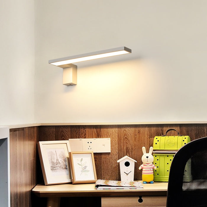 Modern Decorative Art Plant Wall Lamp